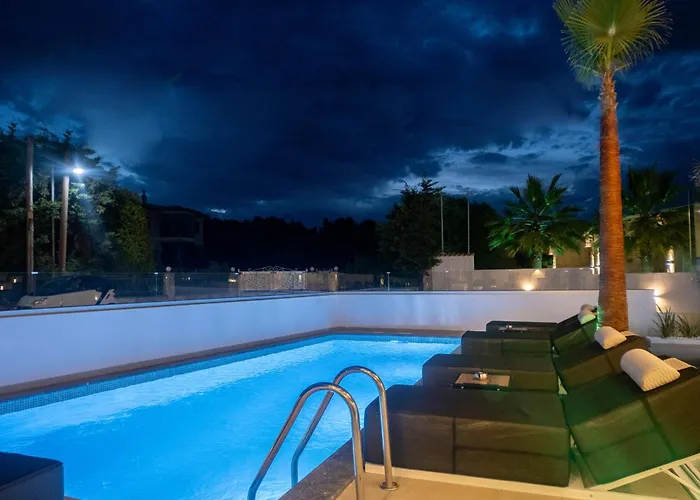 Apartmanhotel Luminous Luxury Living 4*