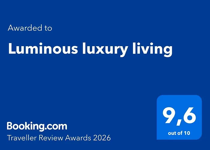 Luminous Luxury Living 4*