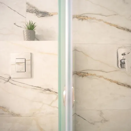 شقة فندقية Luminous Luxury Living 4*