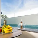 Luminous Luxury Living Apartmanhotel 4*