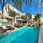 Luminous Luxury Living Apartmanhotel Kallithea (Chalkidiki)