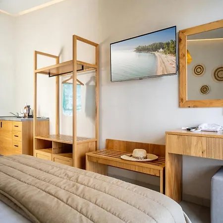 Luminous Luxury Living Apart-hotel 4*