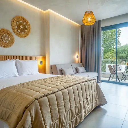 Luminous Luxury Living Aparthotel 4*