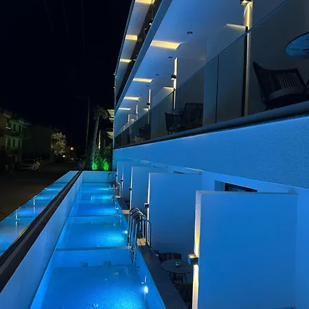 Apart-hotel Luminous Luxury Living 4*