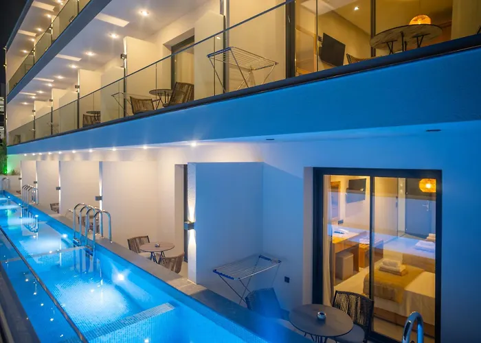 아파트호텔 Luminous Luxury Living 4*